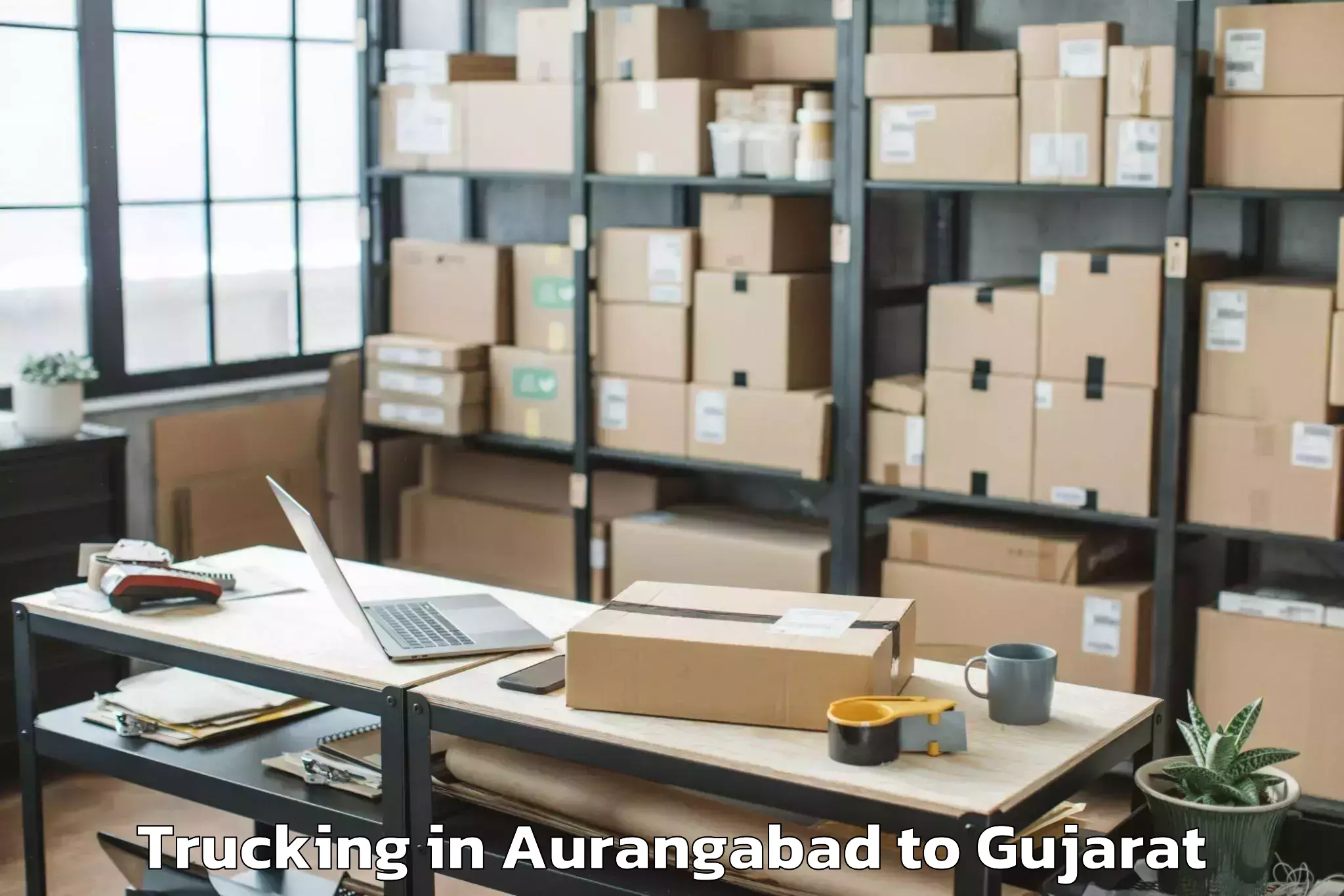 Leading Aurangabad to Jodiya Bandar Trucking Provider